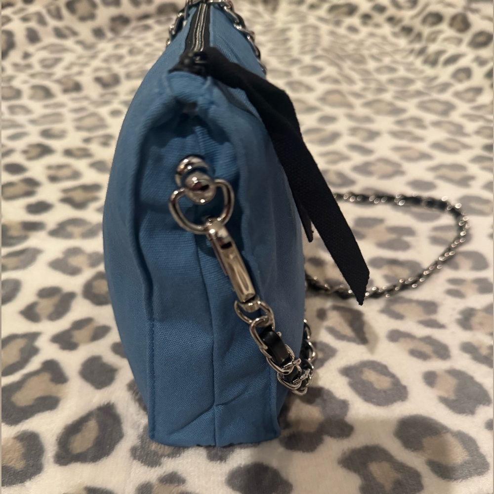 Gucci Beauty Crossbody Bag - Picture 2 of 7